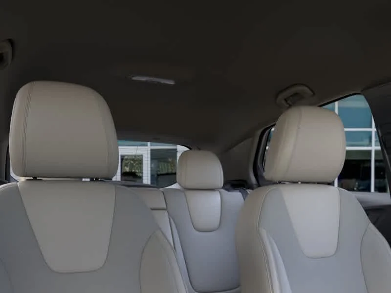 New 2026 Summit White Buick Preferred image 24