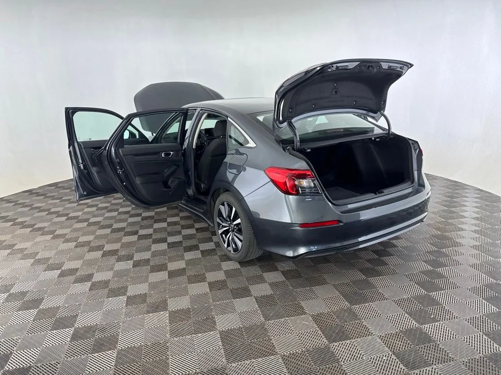 Certified Used 2024  Honda EX image 18