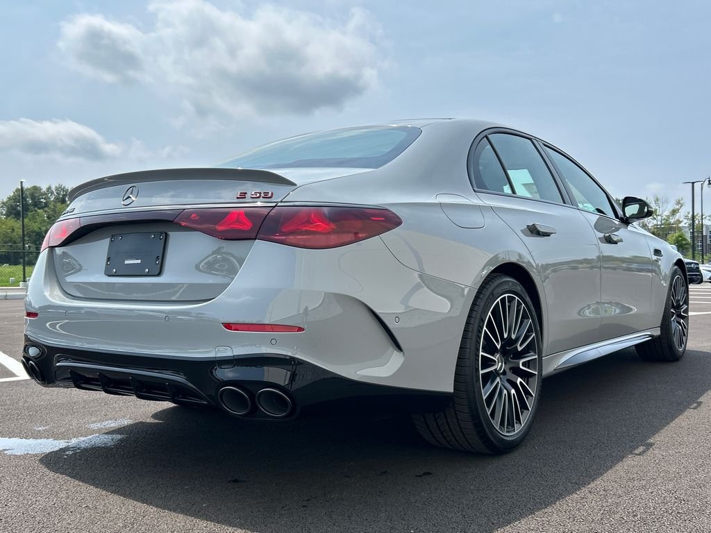 New 2027 MANUFAKTUR Alpine Grey Mercedes-Benz AMG® E 53 E 4MATIC+ Sedan image 8