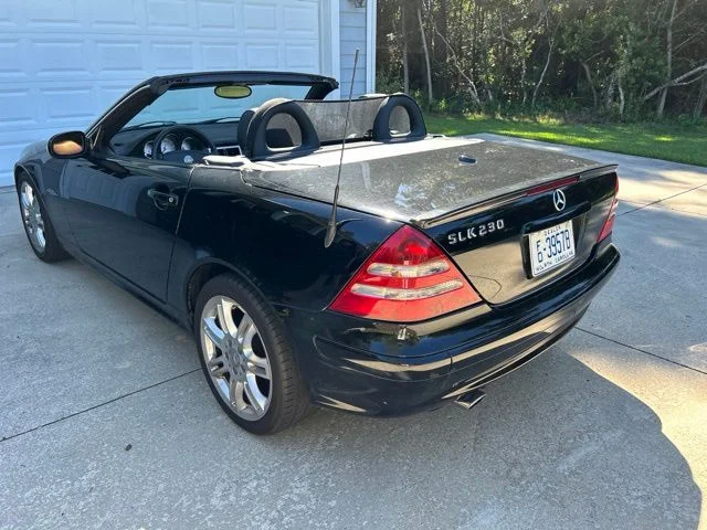 Used 2004 Black Mercedes-Benz SLK 230 image 4