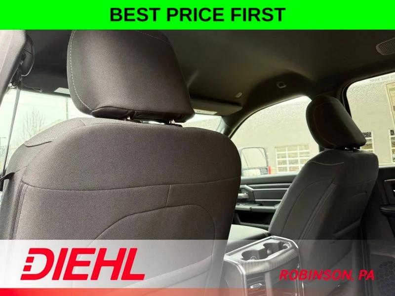 New 2026 Diamond Black Crystal Pearl-Coat Exterior Paint RAM Big Horn image 19