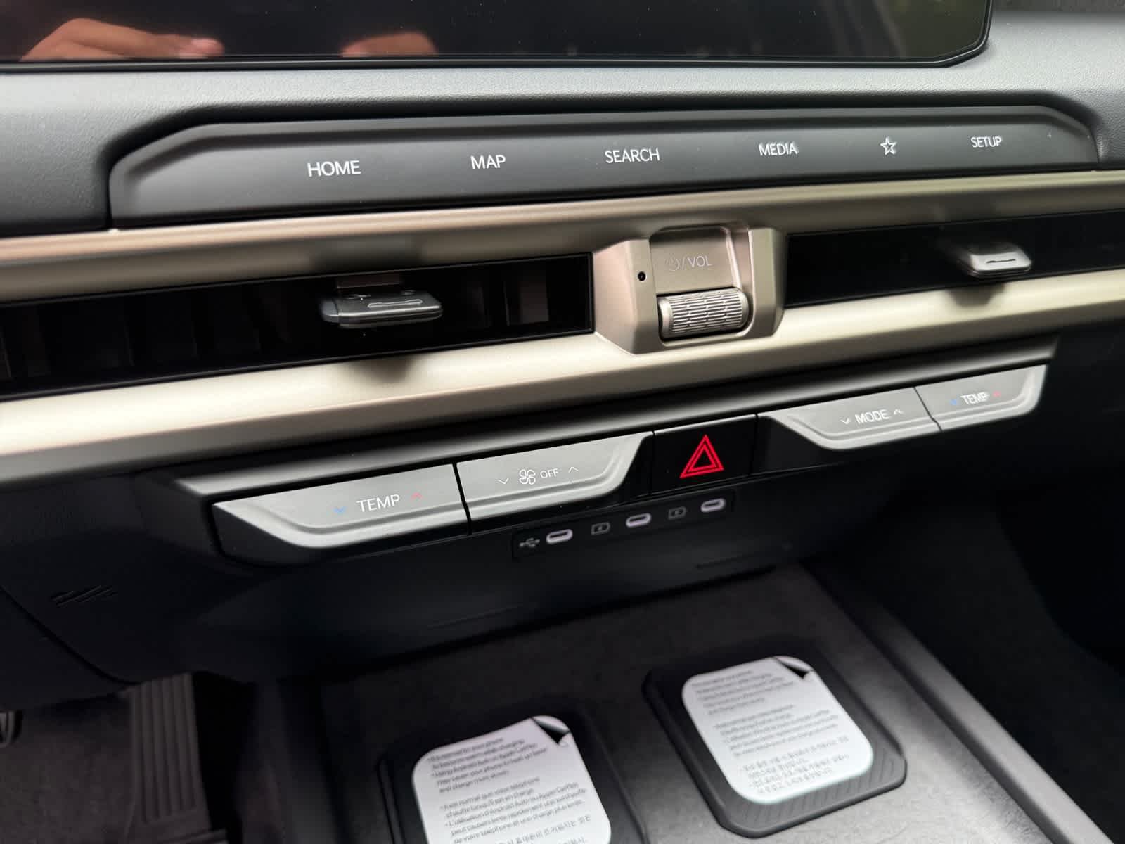 New 2027 Ebony Black Kia EX image 17