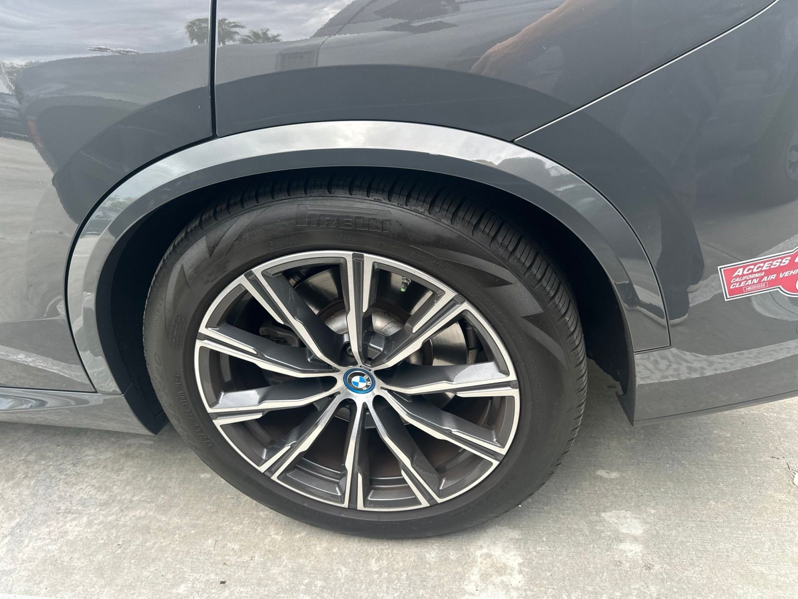 Used 2024 Dravit Gray Metallic BMW xDrive50e image 14