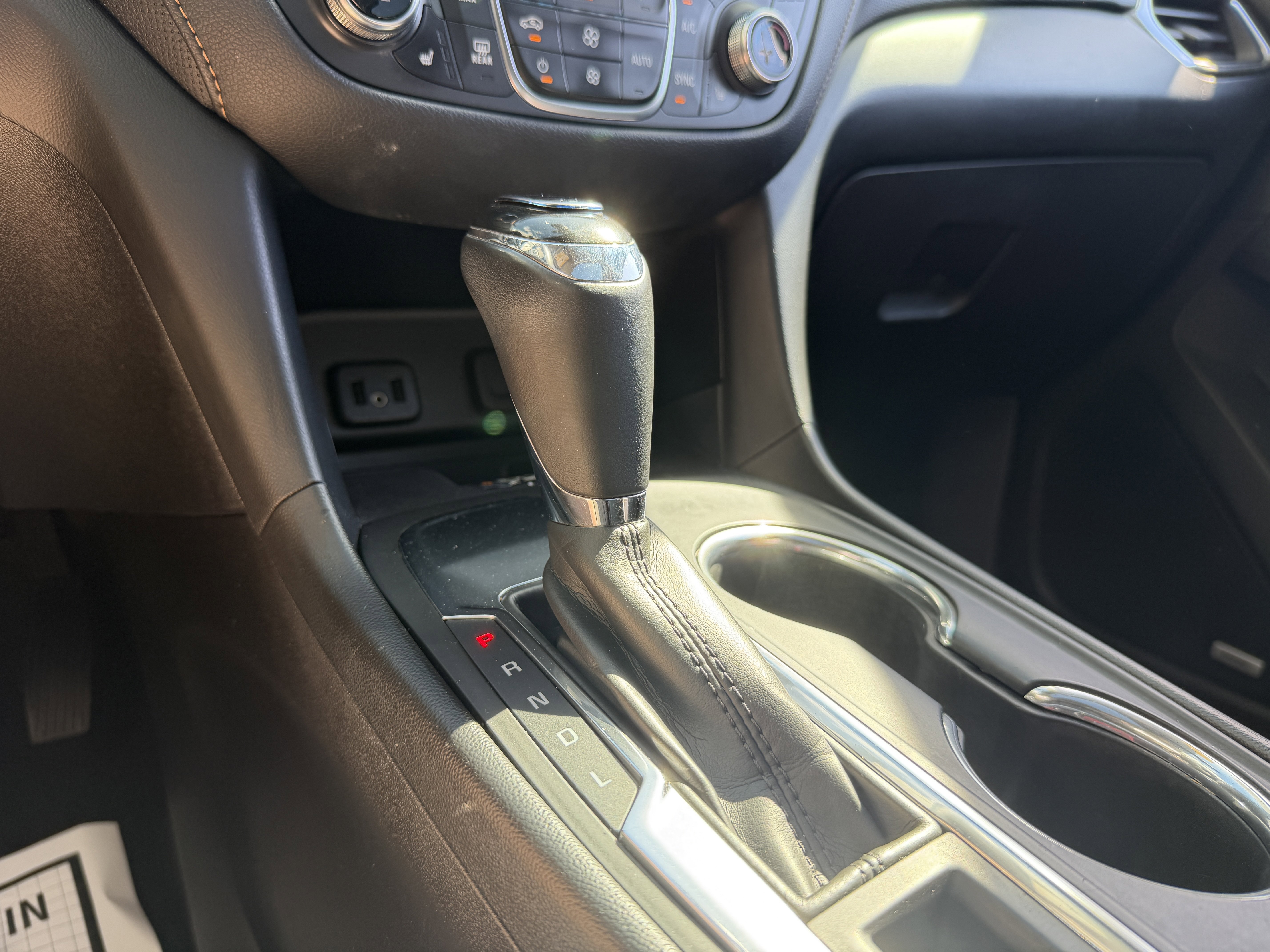 Used 2018 Mosaic Black Metallic Chevrolet Premier image 44