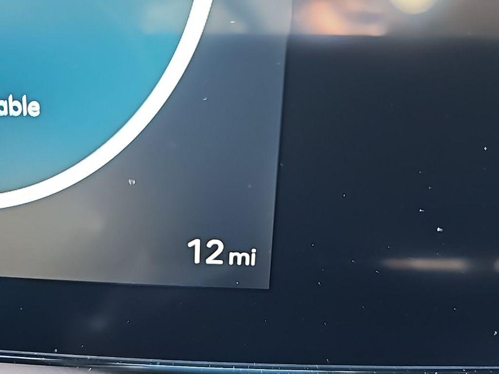 New 2026 Black Hyundai SEL Premium AWD image 17
