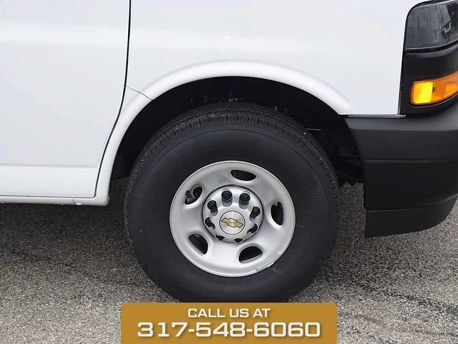 2026 Chevrolet Express Cargo Work Van - Photo 10