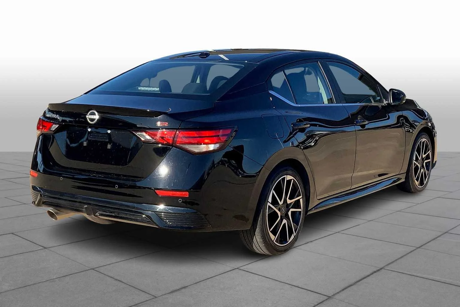 Used 2024 Super Black Nissan SR image 12