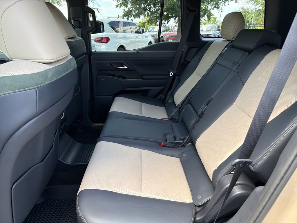 Used 2025 Black Lexus 550 Overtrail+ image 35