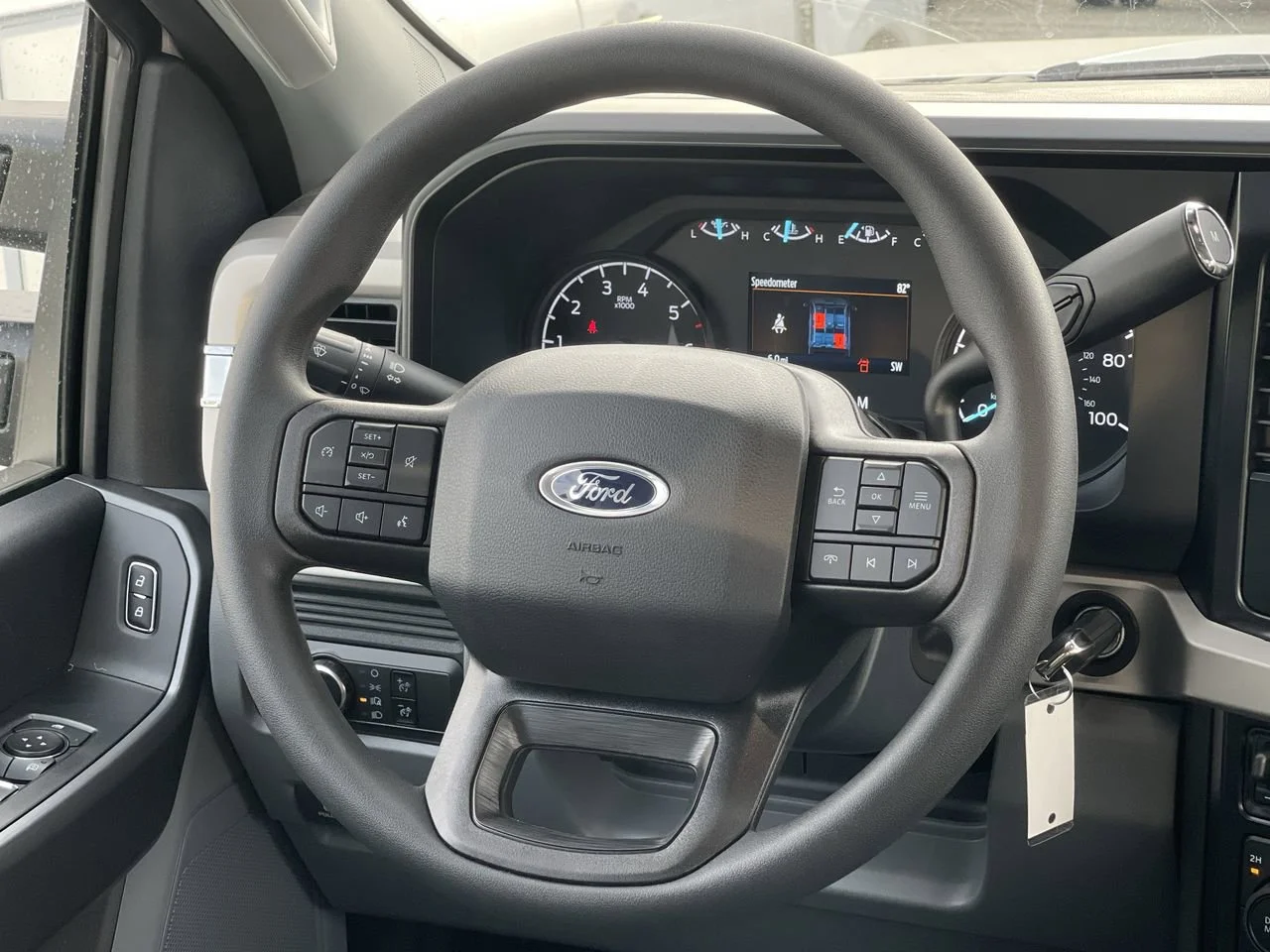 New 2026 Oxford White Ford XL image 15