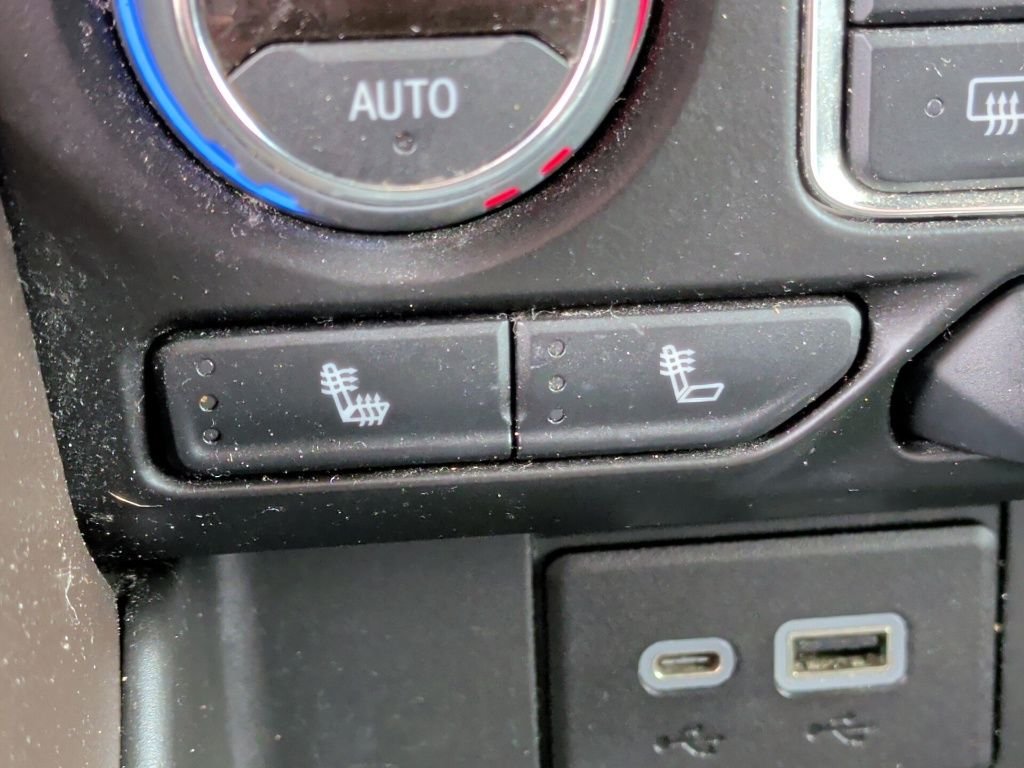 Used 2022 Gray Chevrolet LT image 28