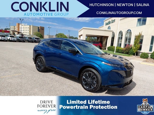 Used 2026 Blue Nissan Platinum image 1