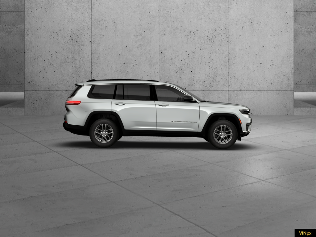 New 2026 Silver Zynith Exterior Paint Jeep Laredo image 8