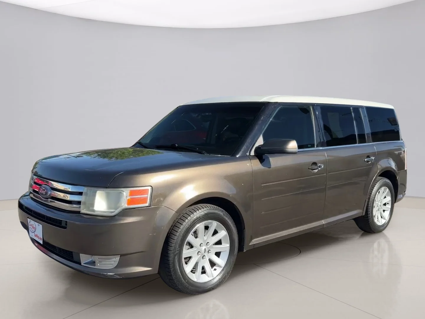 Used 2011 Brown Ford SEL FWD image 1
