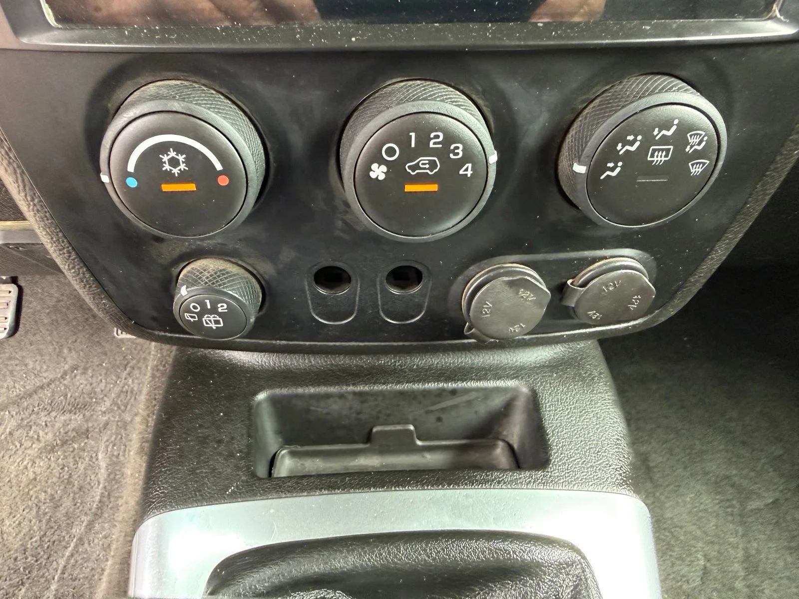 Used 2008 Black Hummer H3x image 20