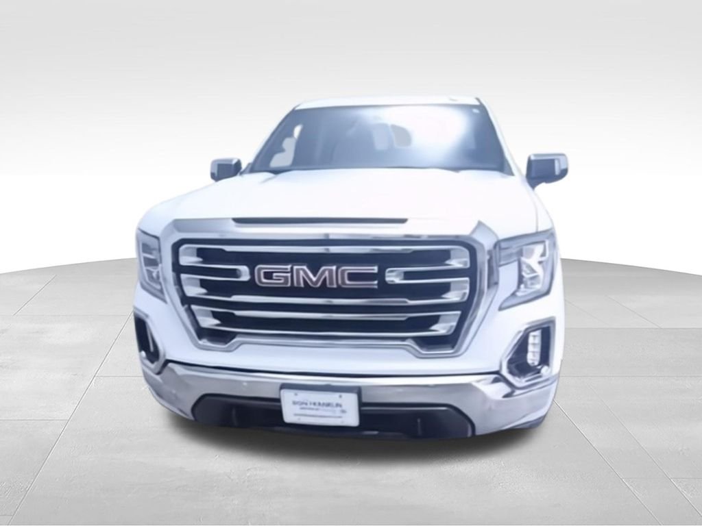 Used 2021 White GMC SLT image 4