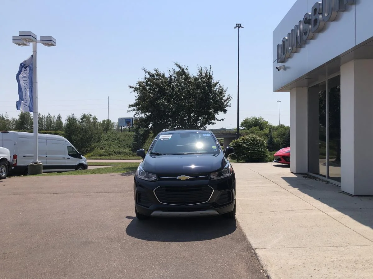 Used 2022 Blue Chevrolet Awd 4dr Lt image 4