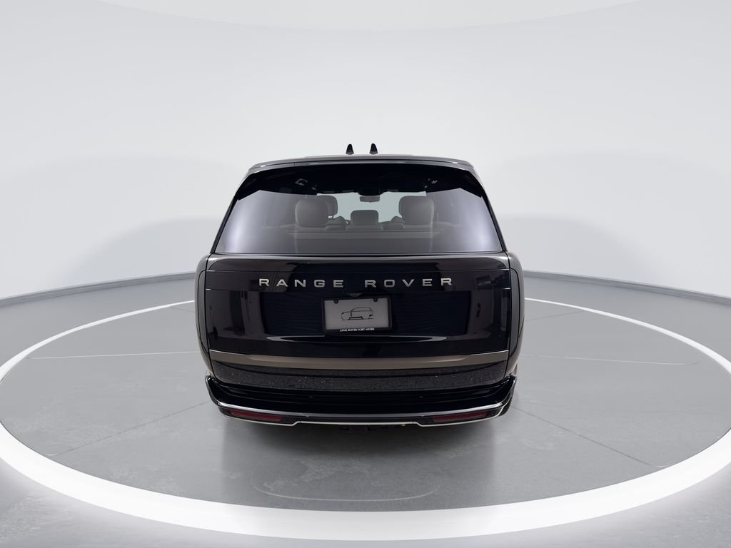New 2026 Santorini Black Land Rover SE LWB image 7