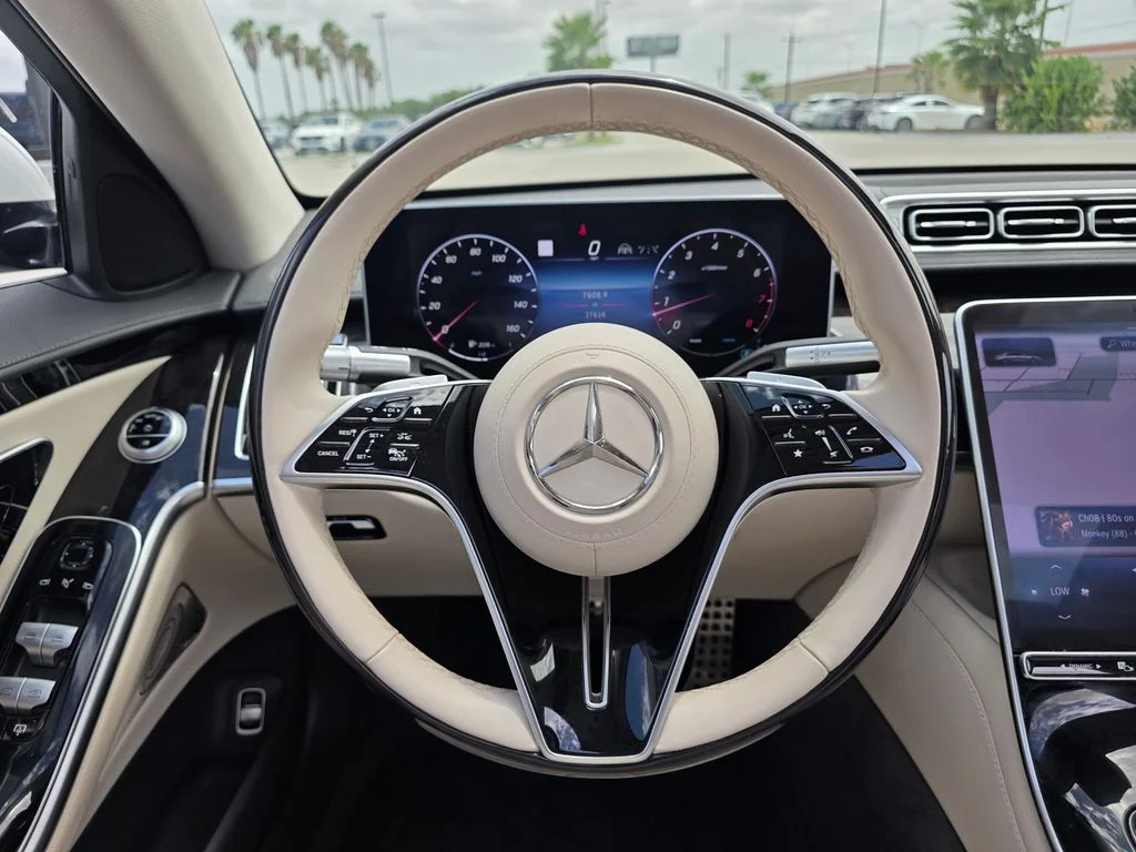 Used 2023 White Mercedes-Benz S 500 image 21