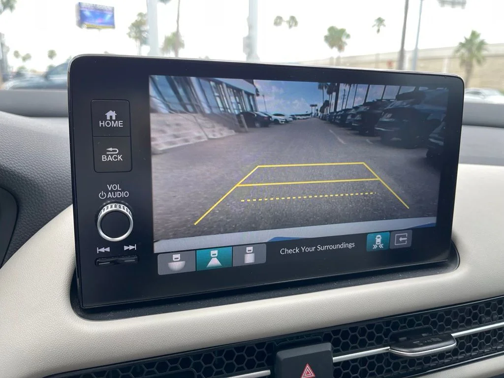 Used 2024  Honda EX-L image 10