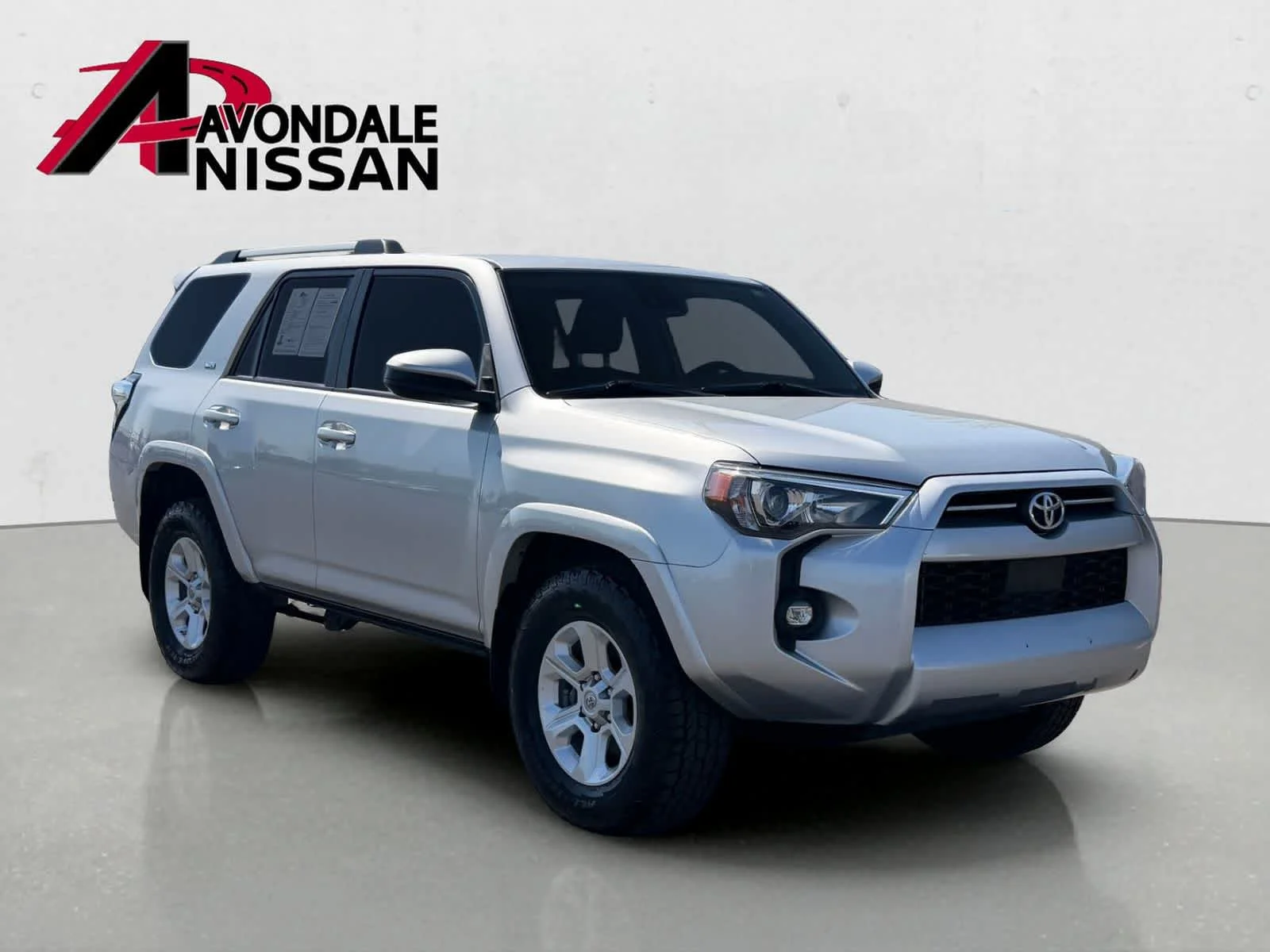 Used 2021 Classic Silver Metallic Toyota SR5 image 8