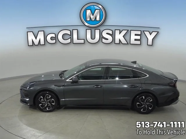 Used 2024 Gray Hyundai SEL image 10
