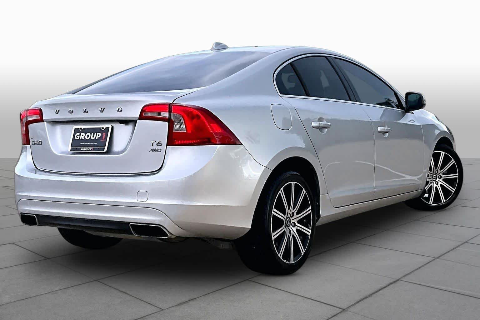 Used 2014 Bright Silver Metallic Volvo T6 image 12