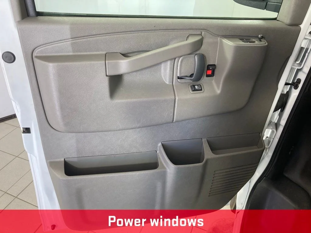 Used 2025 White GMC Work Van image 8