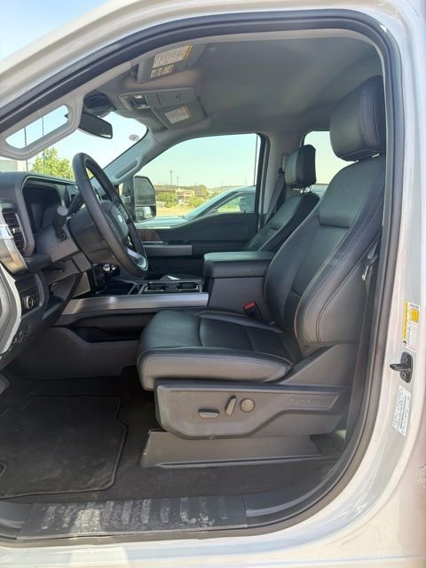2026 Ford F-350 Super Duty Lariat - Photo 6