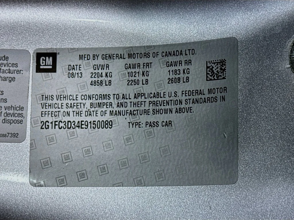 Used 2014 Silver Chevrolet 2LT image 41