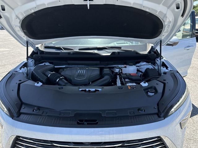 New 2026 Iridescent White Tricoat Buick Preferred image 19