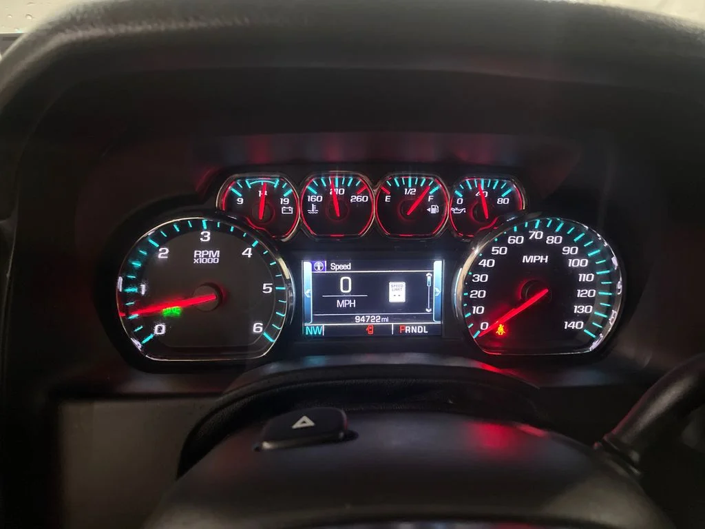 Used 2020 Shadow Gray Metallic Chevrolet LT image 18