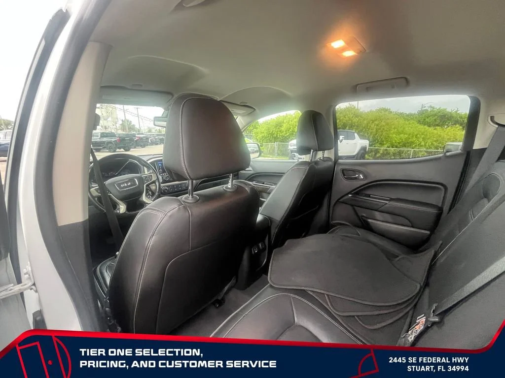Used 2019 SUMMIT WHITE GMC 2WD Denali image 15
