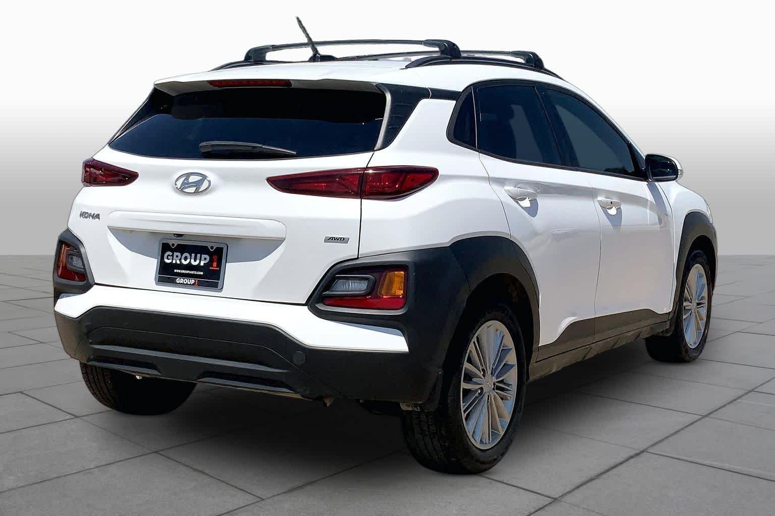 Used 2021 Lunar White Hyundai SEL image 13