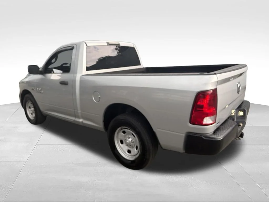 Used 2016 Silver Ram Tradesman image 3