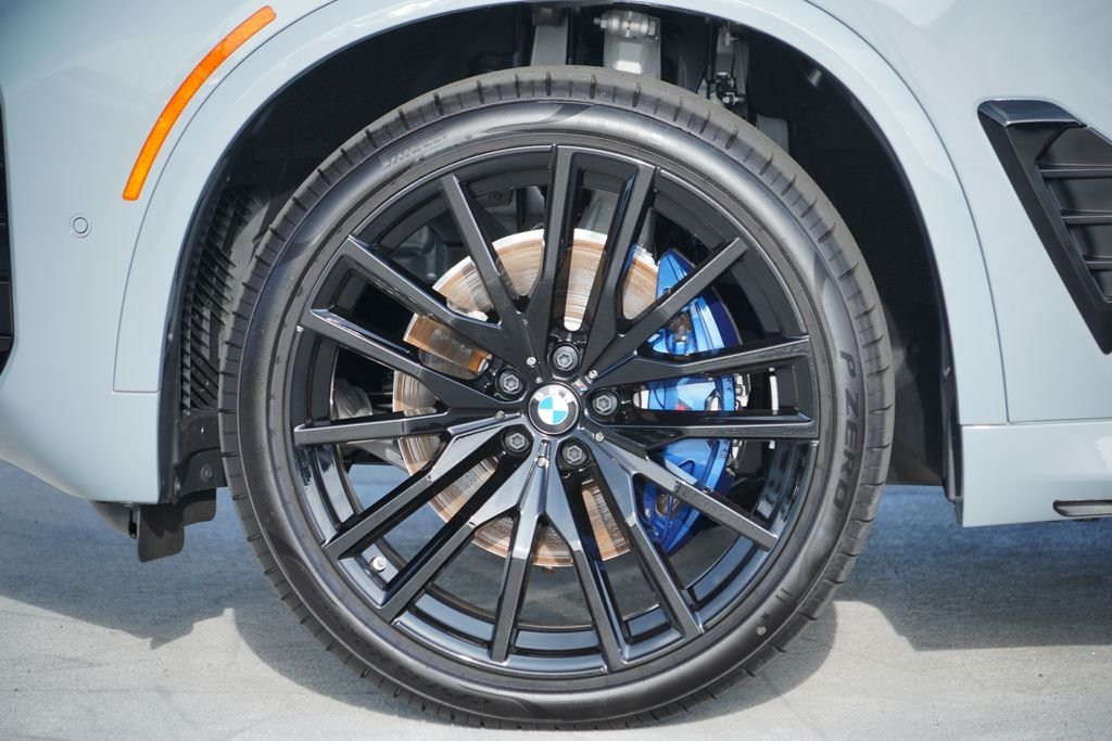 New 2026 Brooklyn Grey Metallic BMW sDrive40i image 5