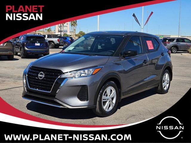 2025 Nissan KICKS PLAY Base