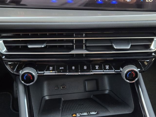 2026 Chevrolet Traverse LT - Photo 14