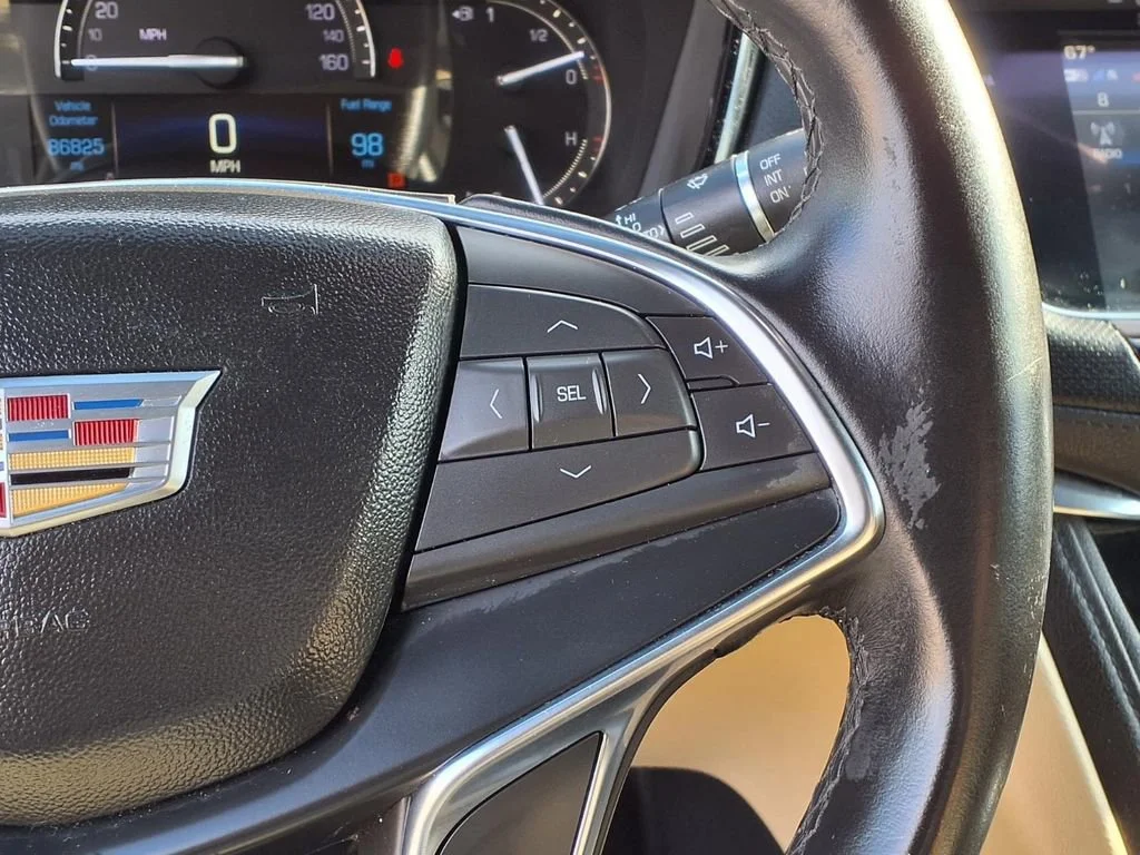 2018 Cadillac XT5 Base - Photo 17