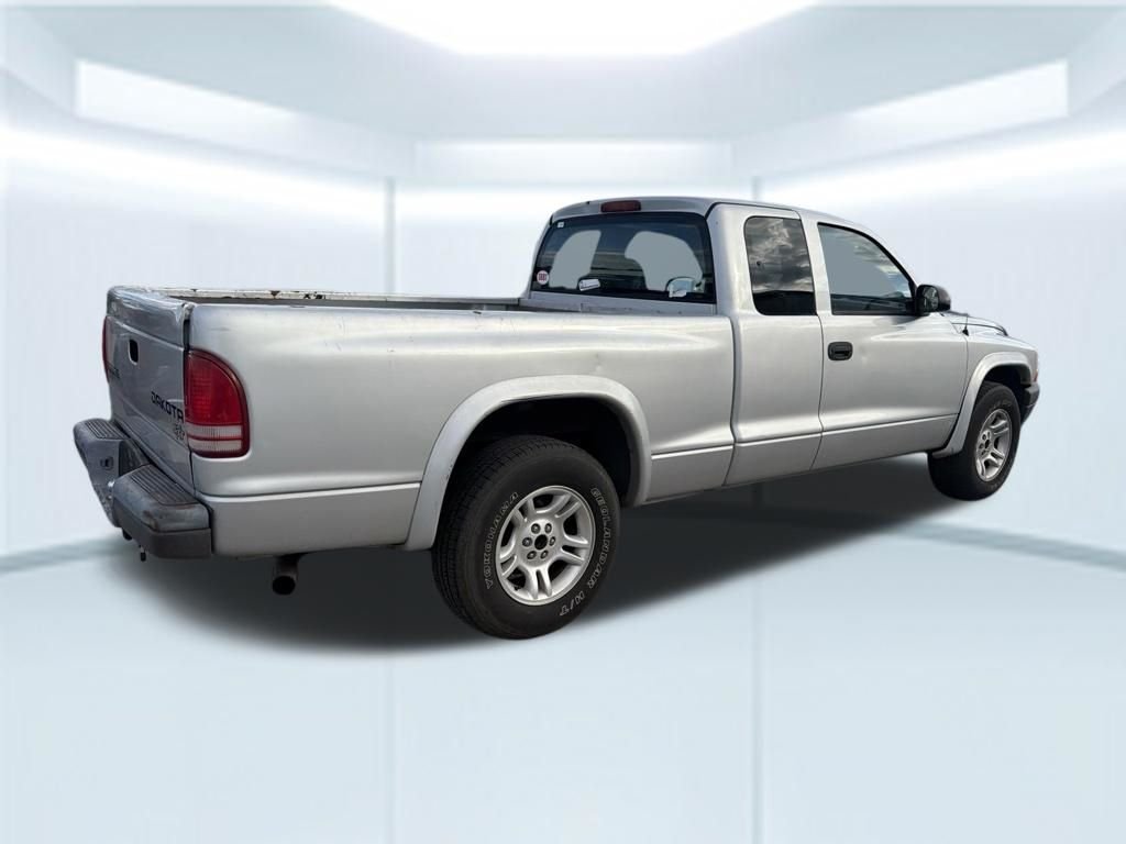 Used 2003  Dodge Base image 24
