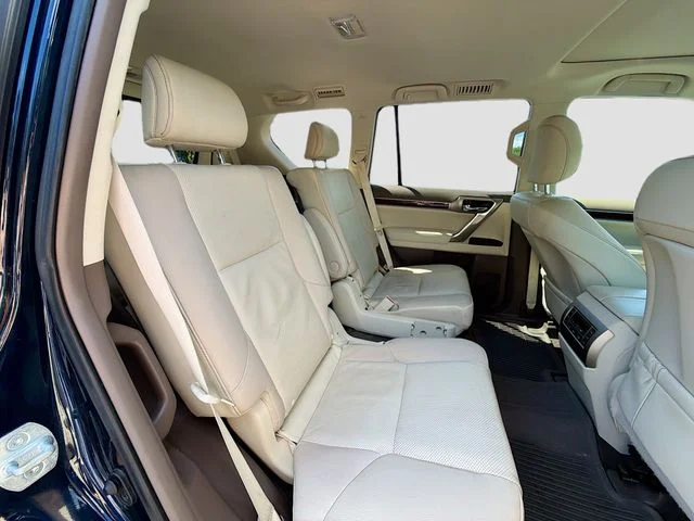 Used 2019  Lexus 460 image 27