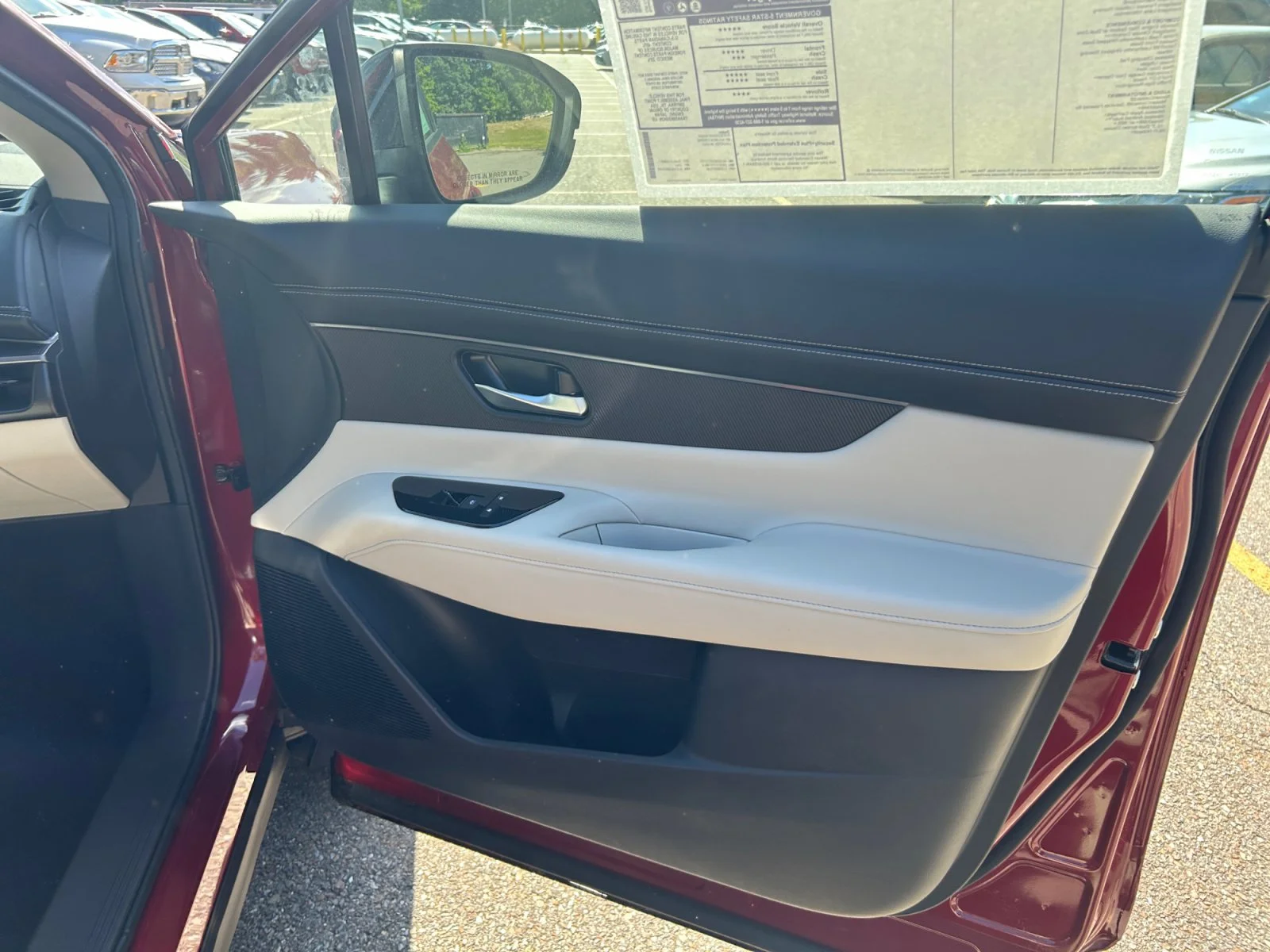 New 2026 Scarlet Ember Tintcoat Nissan SV image 31