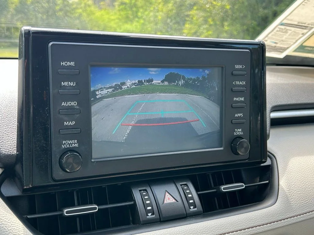 Certified Used 2019 Midnight Black Metallic Toyota XLE Premium image 34