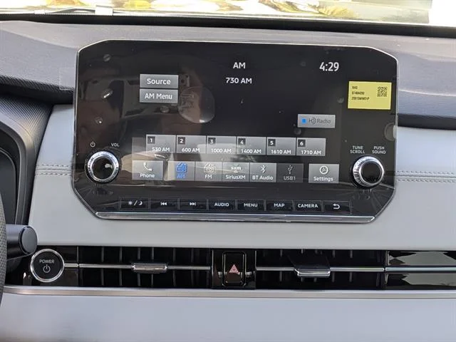 2025 Mitsubishi Outlander Plug-in Hybrid SEL - Photo 18