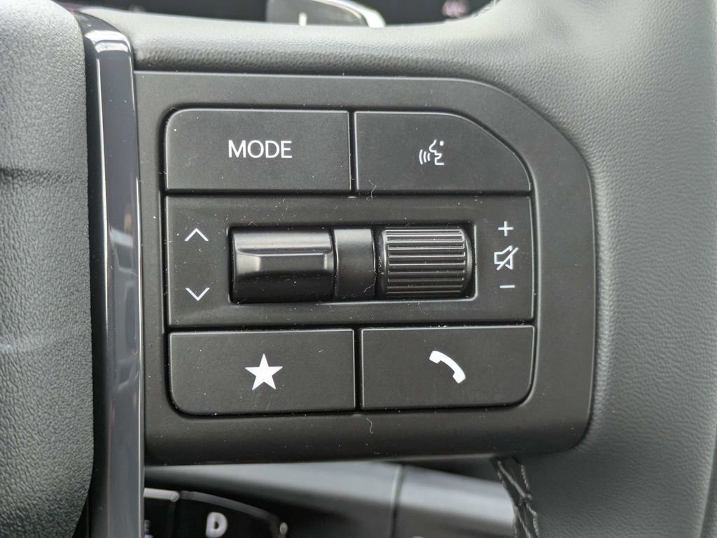 New 2027 Black Jade Green Kia X-Line EX image 30