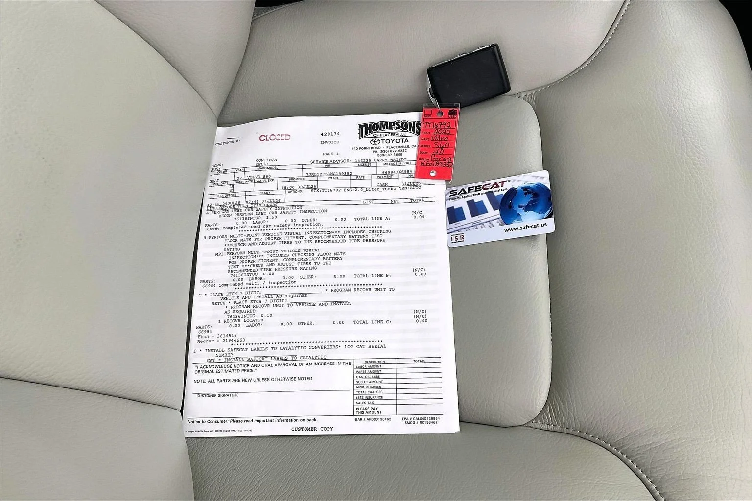 Used 2022 Gray Volvo B5 Momentum image 11