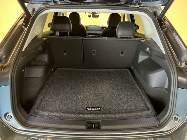 New 2026 Gray Volkswagen 2.0T SE image 5