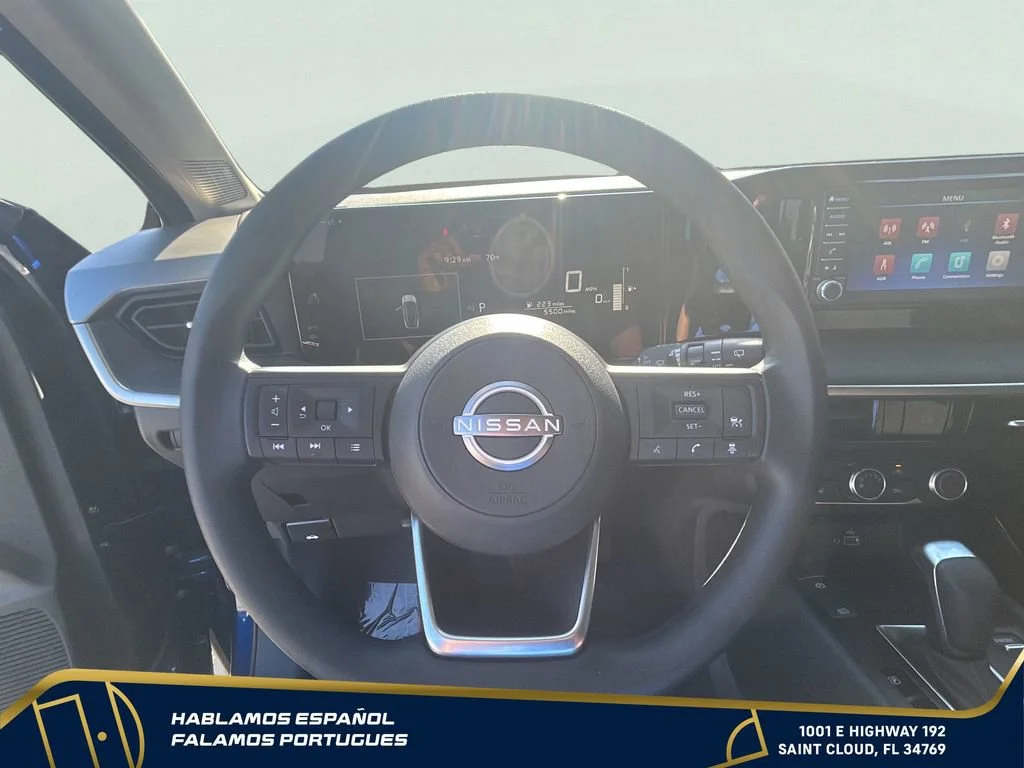 Used 2025 Blue Nissan S FWD image 17