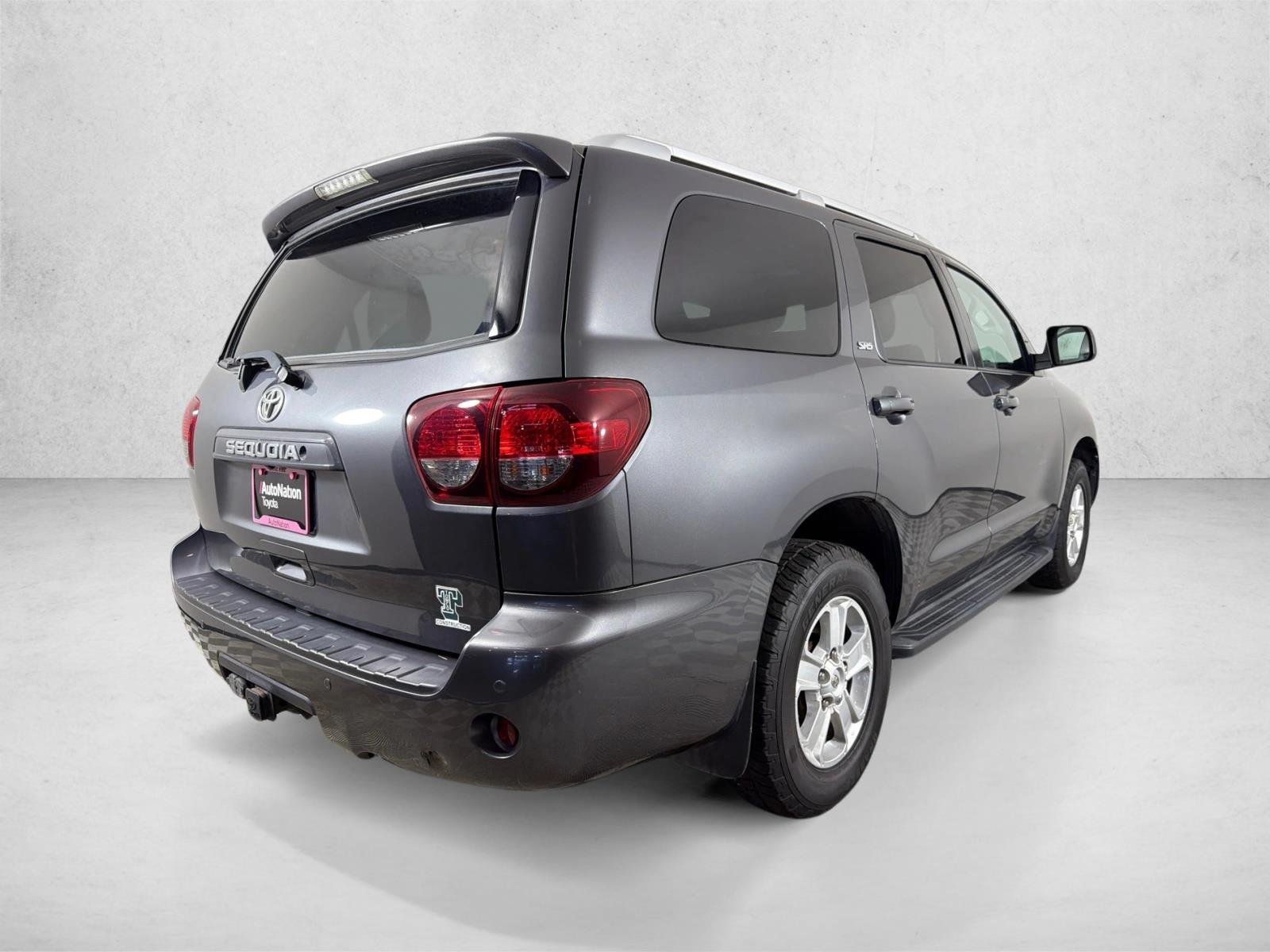 Used 2019 Magnetic Gray Metallic Toyota SR5 image 5