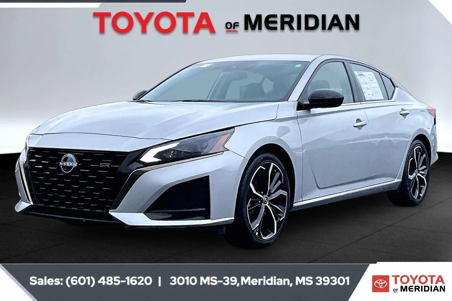 Used 2024 Brilliant Silver Metallic Nissan 2.5 SR image 10