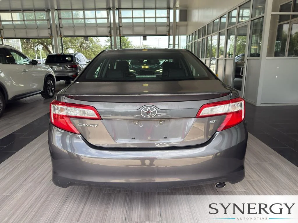 Used 2014 Magnetic Gray Metallic Toyota SE image 6